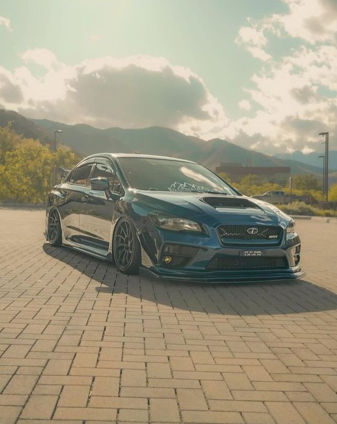 Bagged Subaru WRX - SCOUTER.CO