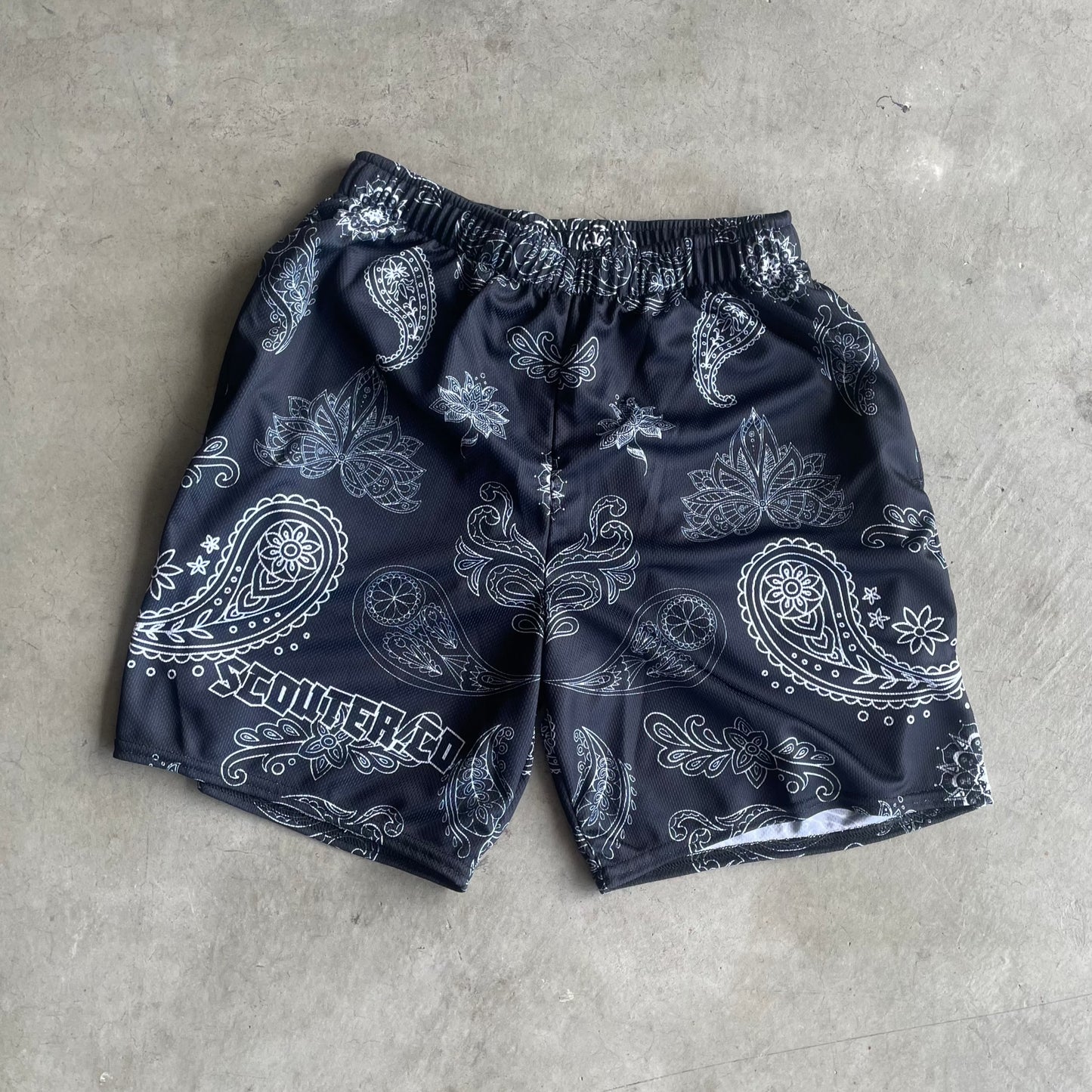 Honeycomb Mesh Bandana Shorts - Black / White